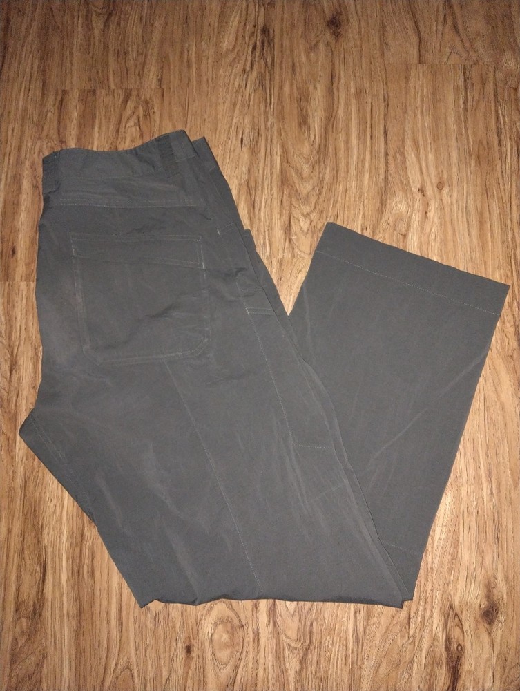 ARC'TERYX Men's Green RAMPART PANTS Size 34 x 30 Cargo Hiking