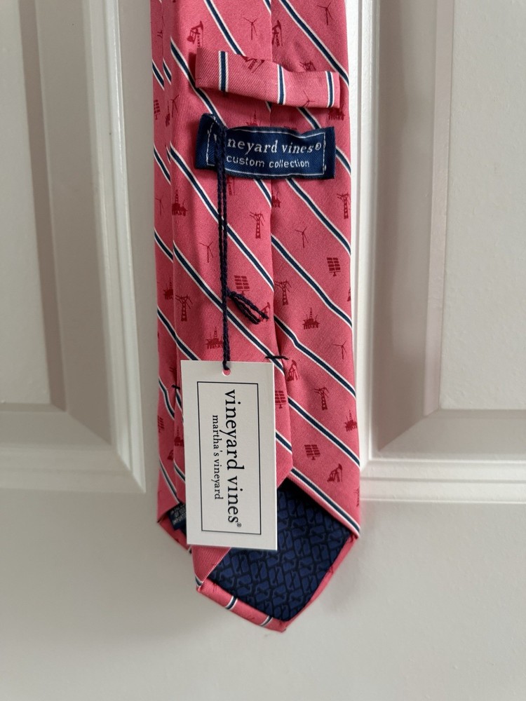 New with Tags Vineyard Vines Men’s Neck Tie