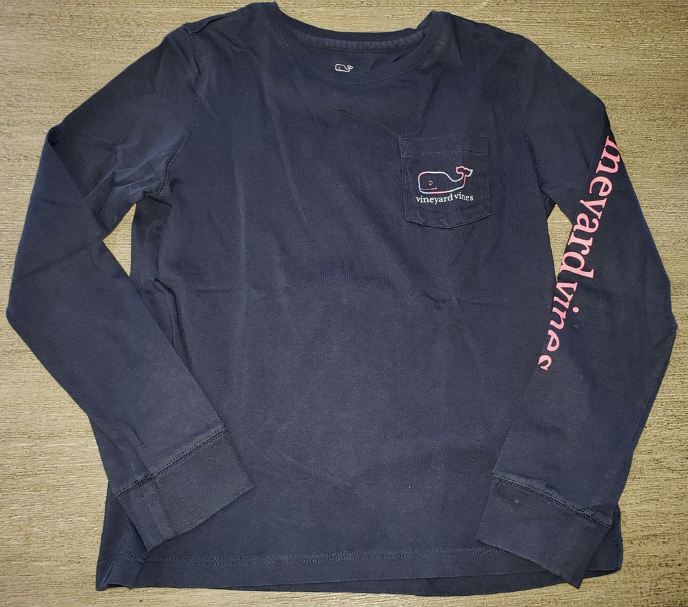 VINEYARD VINES boys or girls DARK BLUE TEE SHIRT TOP long sleeve 7/8 small WHALE
