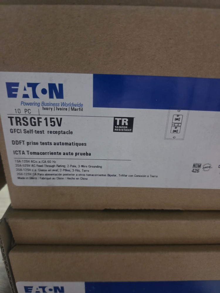 Lot Of 10 Eaton TRSGF15V Ivory GFCI Self-Test Receptacle Outlet TRSGF15V-BOX