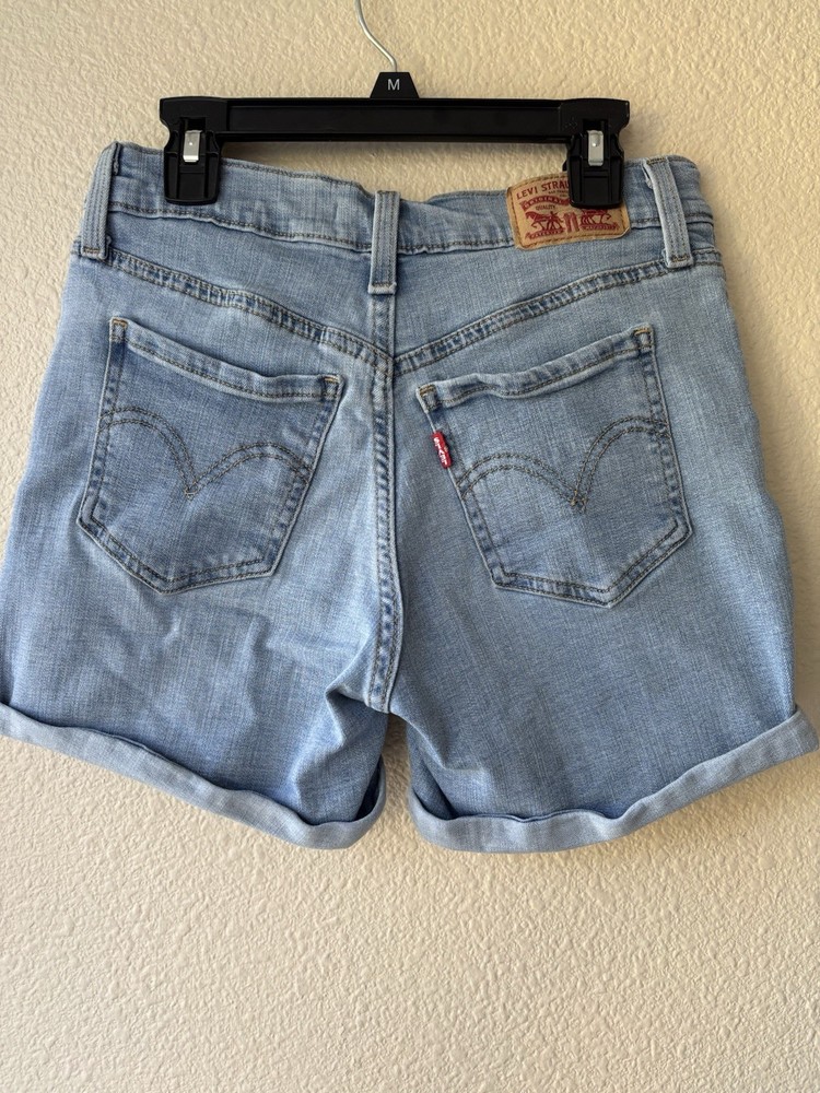 Levi's Women's Mid Length Denim Shorts Light Blue Size 26 Cuffed Stretch