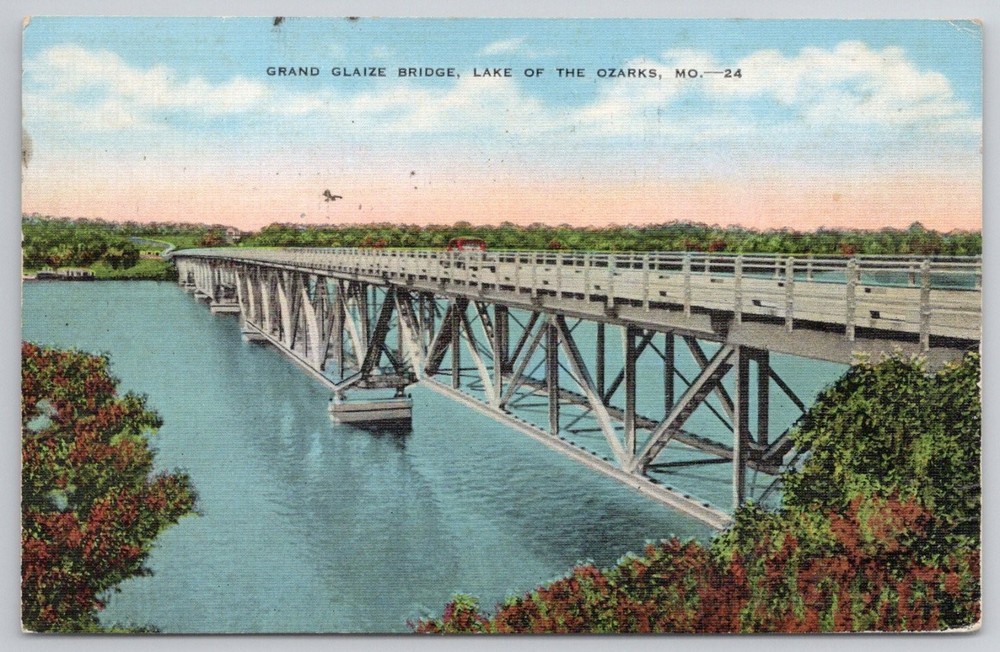 Grand Glaize Bridge Lake of the Ozarks MO Vintage Linen Postcard 1945