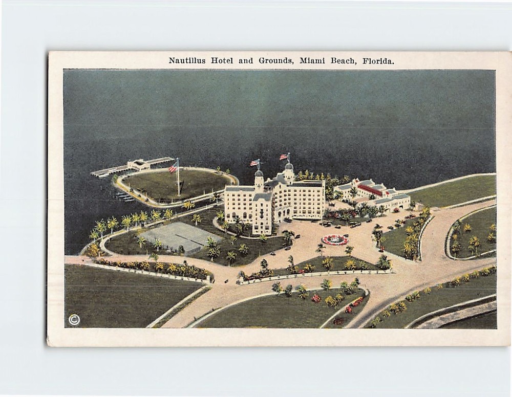 Postcard Nautilus Hotel and Grounds Miami Beach Florida USA