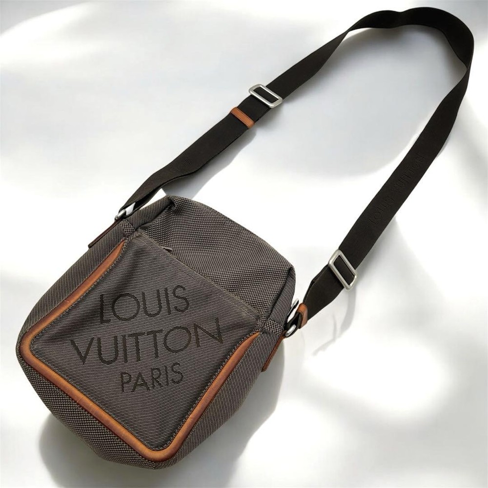 Louis Vuitton Damier Juan Sitadan Canvas Shoulder Bag Brown/Gray Used