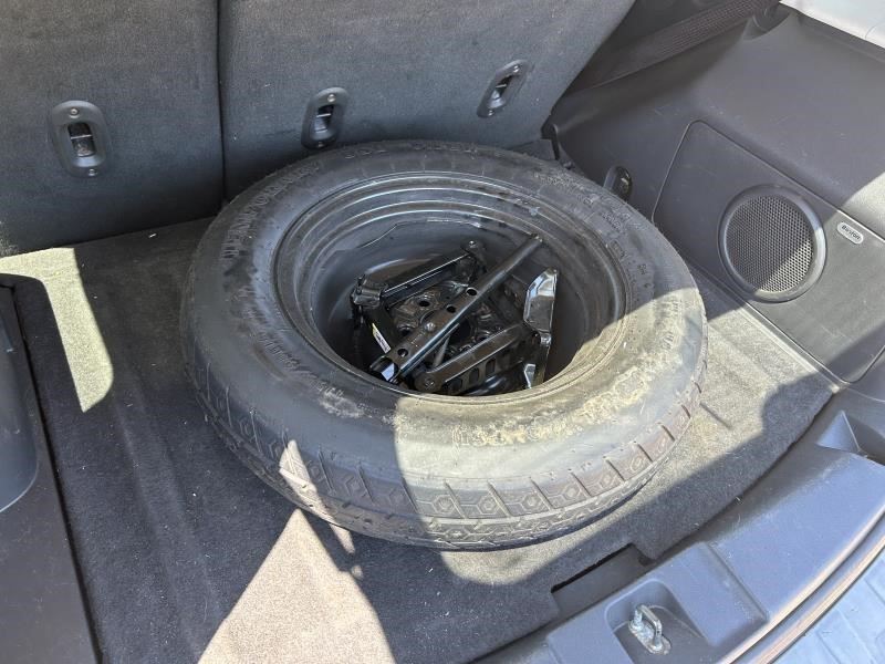 PATRIOT   2010 Jack 104690320 NO FOAM TRAY NO SPARE TIRE