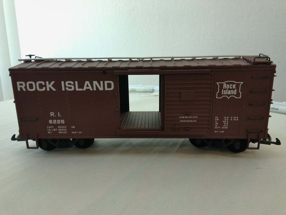 USA Trains R19104A G Scale Steel Box Car Rock Island #6225