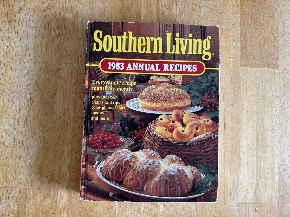 Vintage 1980s Cookbook, Southern Living 1983 Annual Recipes, Hardcover