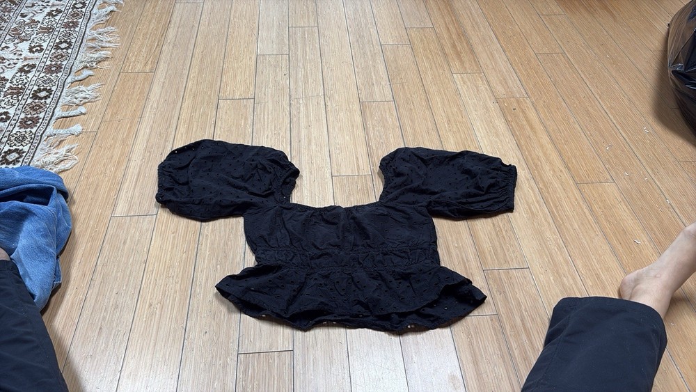 Women's Black Square Neck Puff Short Sleeve Ruffle Peplum Blouse Size M