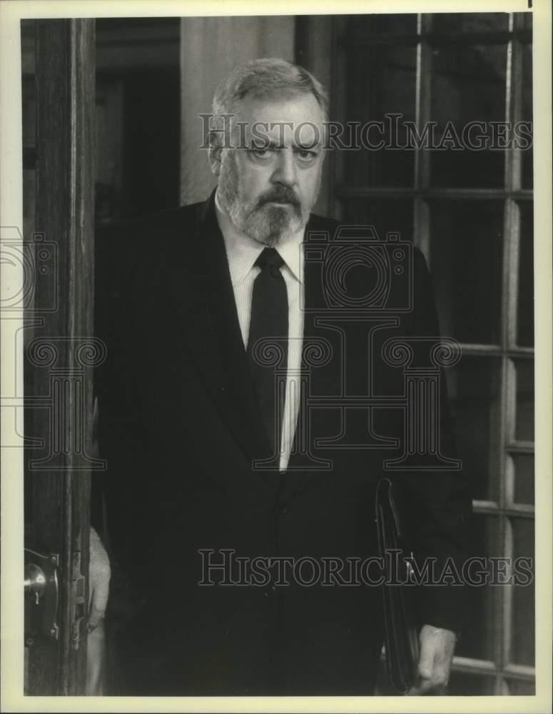 1985 Press Photo Actor Raymond Burr as Perry Mason in 
