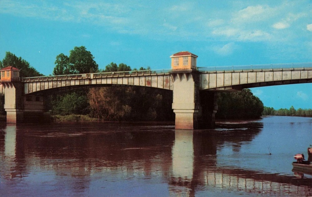 Yazoo River Bridge - Yazoo City Mississippi MS - Postcard