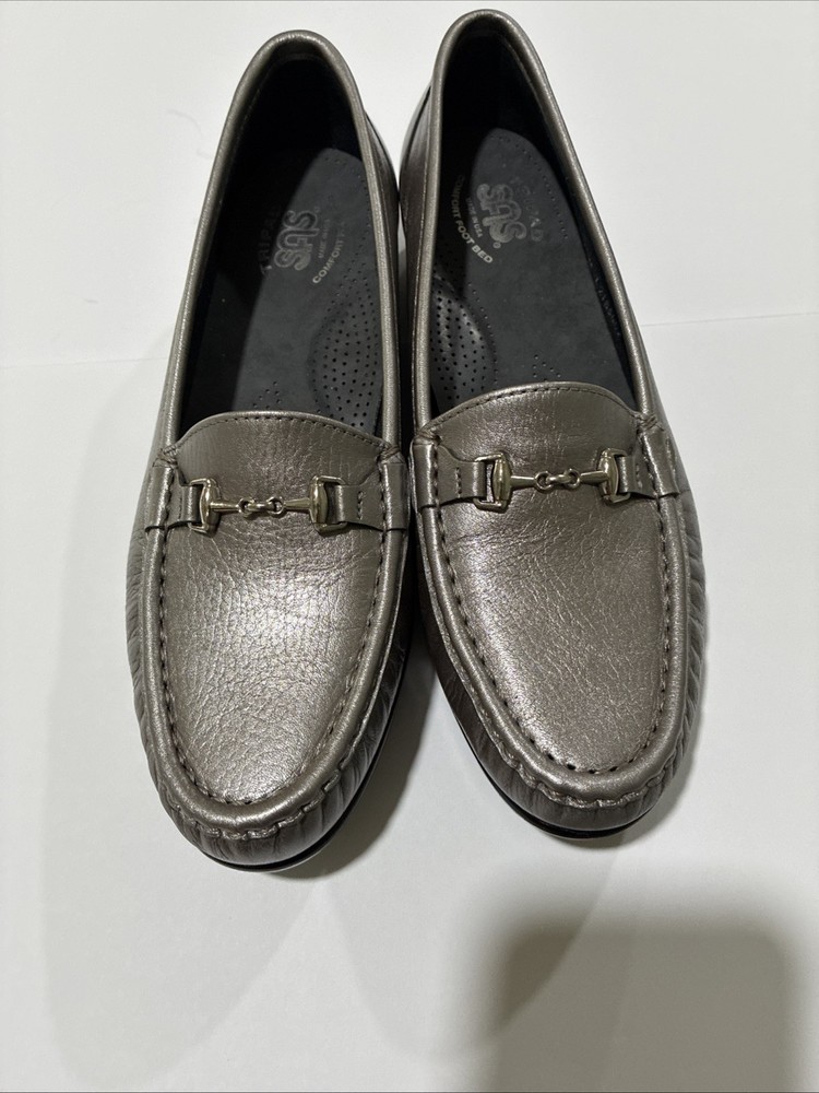 SAS Tripad Comfort Foot Bed Leather Shoes Size 8.5 M Woman’s Silver Pewter Slip
