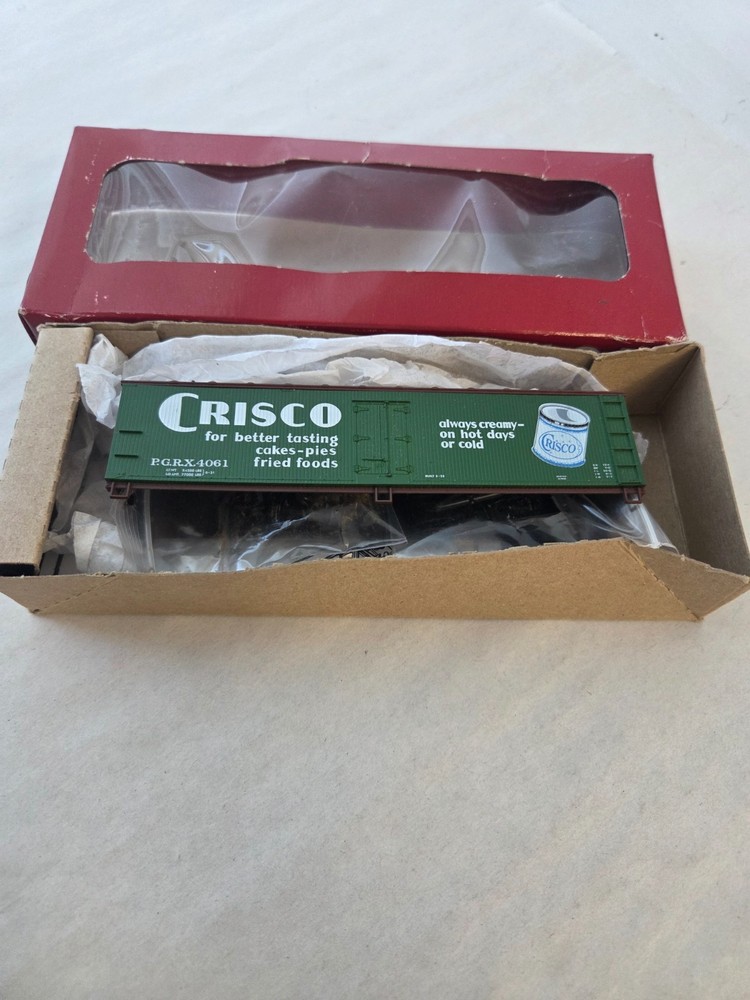 Branchline Trains #13723 HO Scale 40' Wood Reefer 