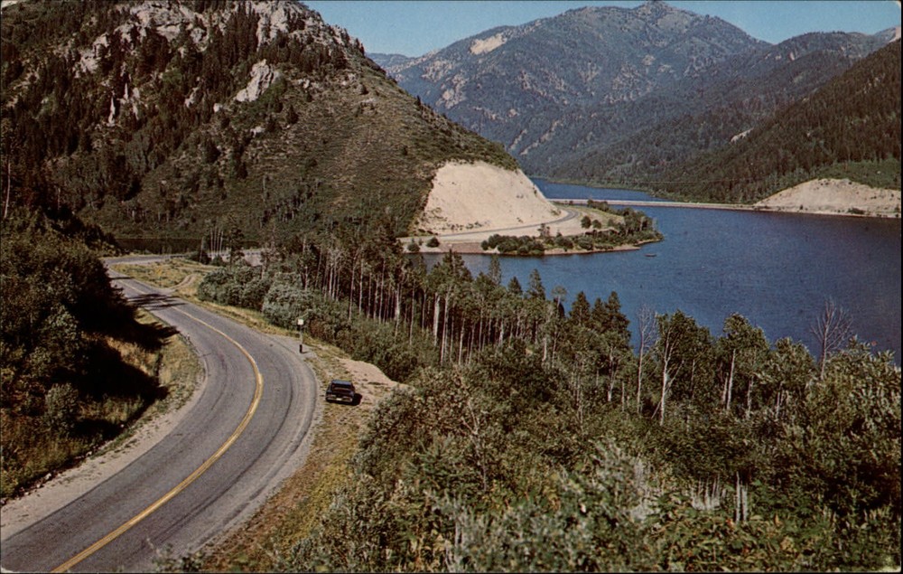 Alpine Idaho Palisade Reservoir along Highway 26 aerial view ~ unused postcard