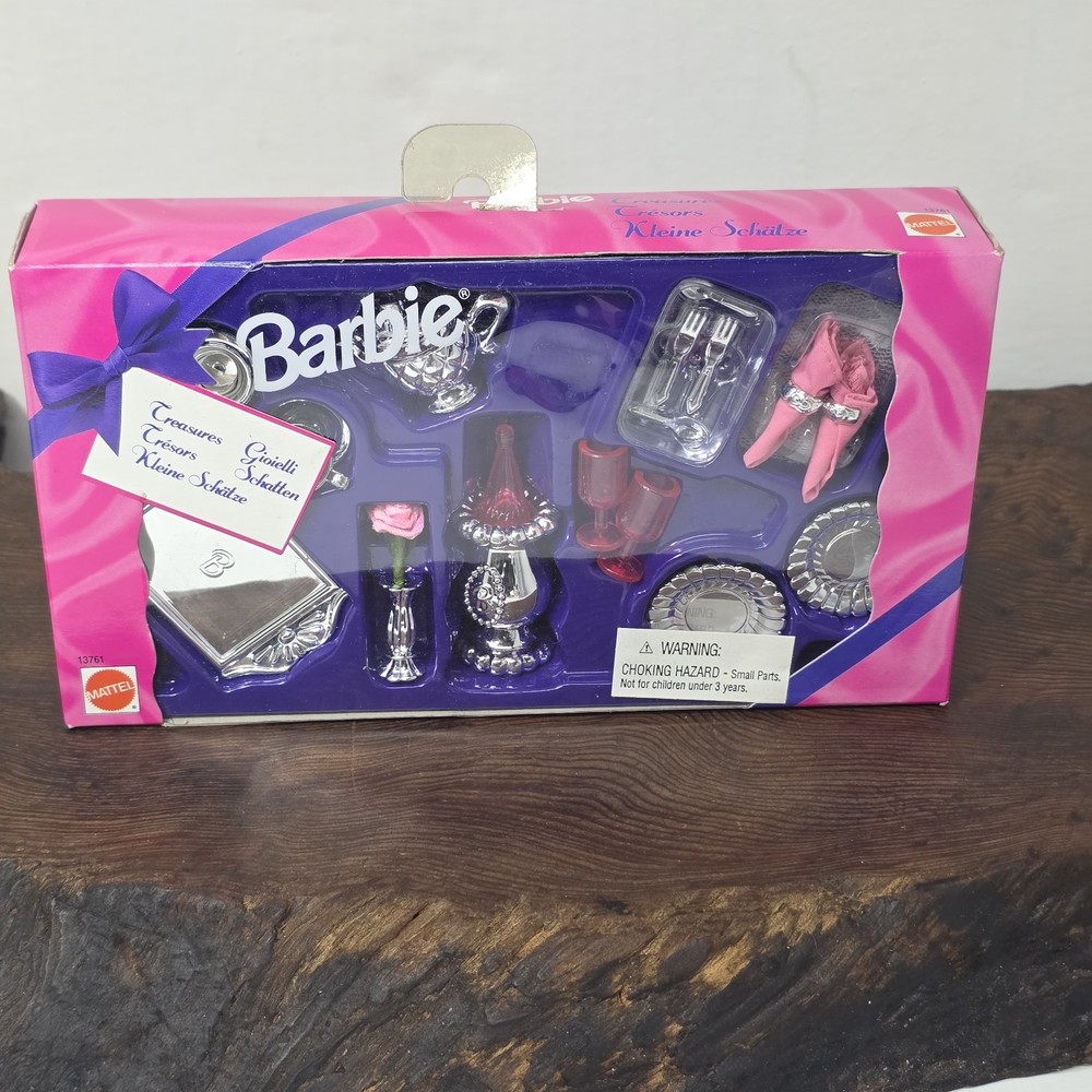 Barbie Pretty Treasures Baking  Set- Silver - Mattel 1995 - NEW #13761