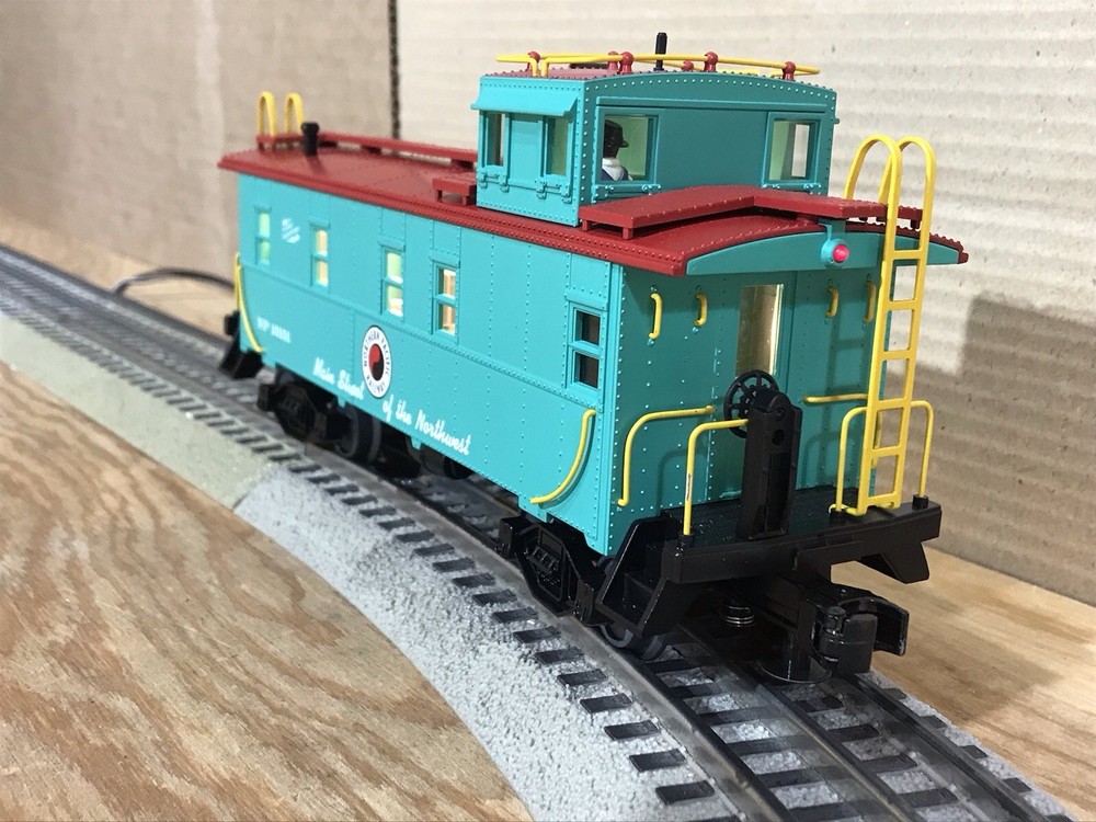 MTH RailKing Northern Pacific Offset Steel Caboose With Original Box # 30-7772