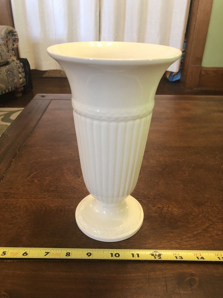 Wedgewood EDME White Ceramic Vase Elegant Home Decor