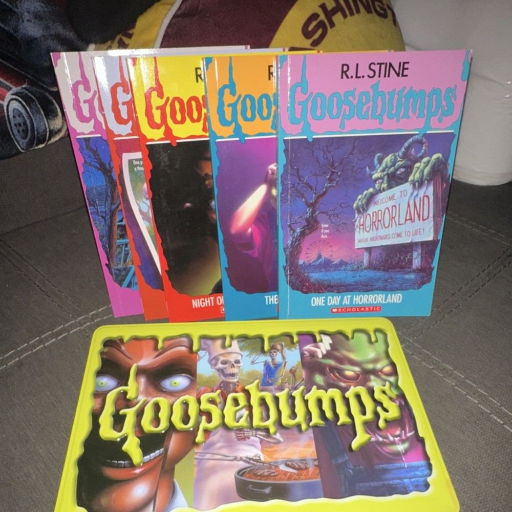 Goosebumps Book Lot Paperback, R.L. Stine, Scholastic, Horrorland, Haunted Mask