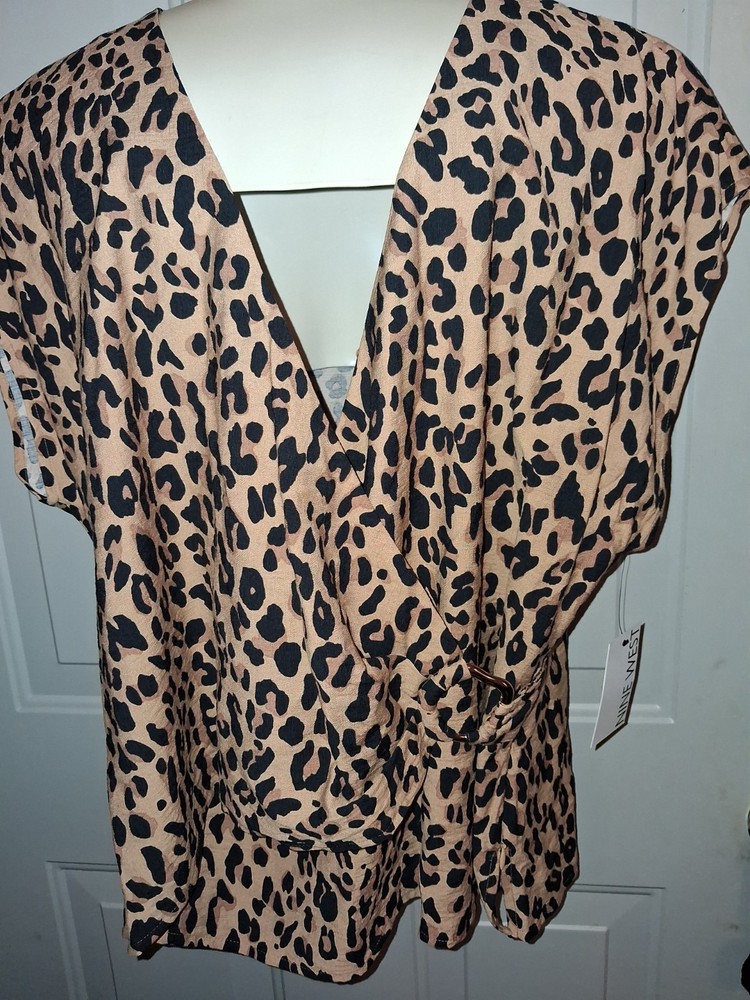 Nine West Women's Sleeveless Top Size XL Animal Print