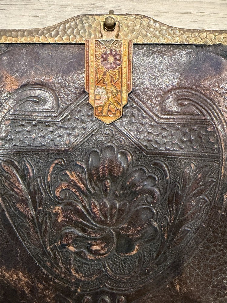 Antique 1915 Patent Date Embossed Leather Coin Purse Floral Frame Handbag