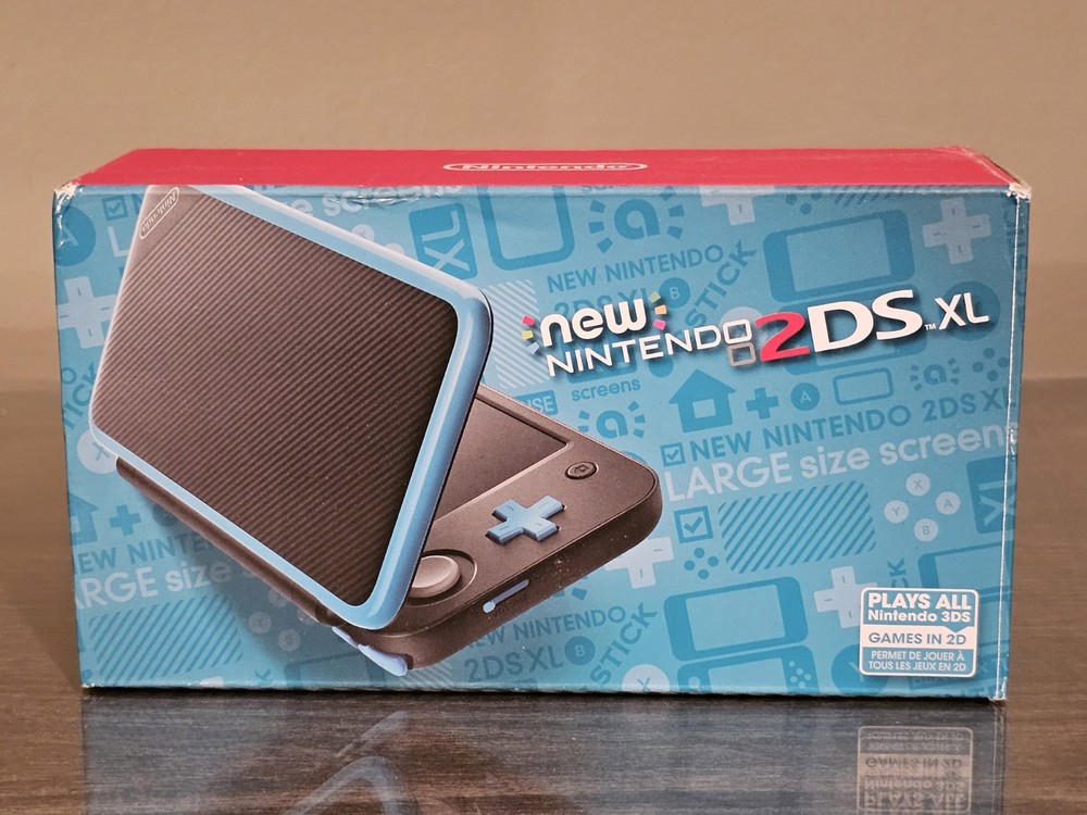 New Nintendo 2DS XL Console Black/Turquoise with Charger and Box