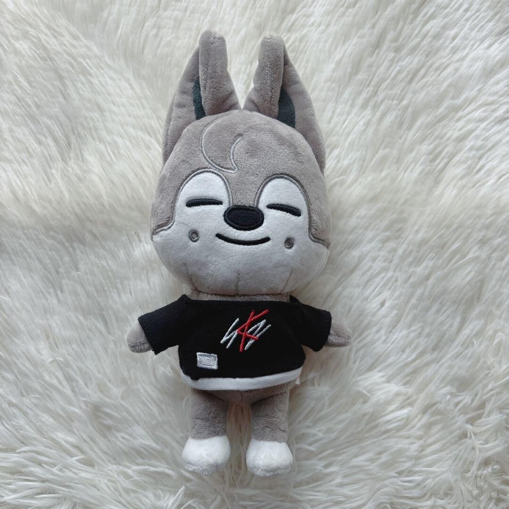 Stray kids Skzoo Bang Chan Wolf chan Original Ver. Plush Doll USED