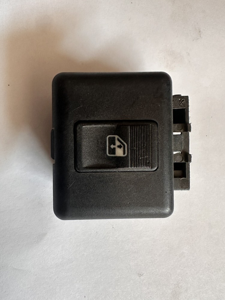 Crystal lift glass pushbutton panel switch Alfa Romeo 33 112877880