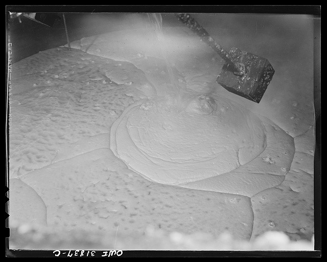 Photo:Cincinnati Ohio 1943 Procter Gamble Soap Kettle Glycerine Production
