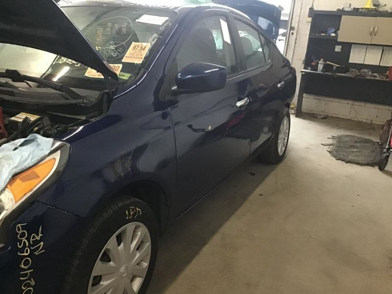 Driver Sun Visor with Mirror for 2015-2019 Nissan Micra - Part 4573901