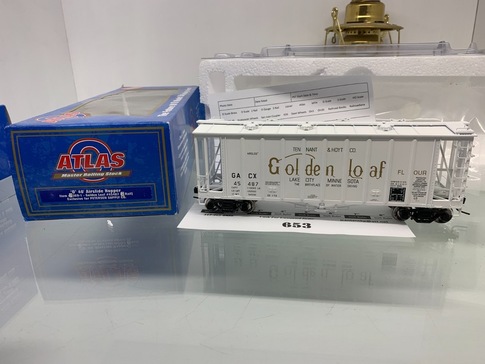653 Atlas 40' Air slide Covered Hopper Golden Leaf GACX Plastic O Scale 2 Rail