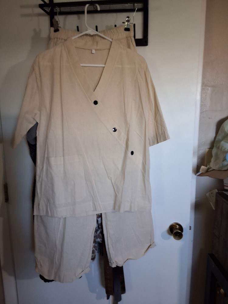 Women's Beige 2-Piece Knit Set V-Neck Button Top & Elastic Waist Pants L