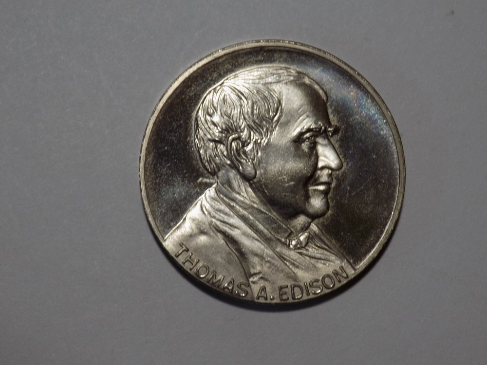 COMMEMORATING / THOMAS A. EDISON / CENTENNIAL / 1847-1947 - Whitehead-Hoag - BU