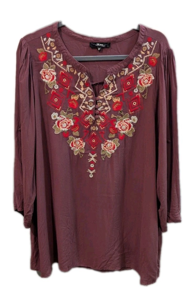 Andree by Unit Top 1X Burgandy Blouse Embroidered Floral Aztec Cottagecore Boho