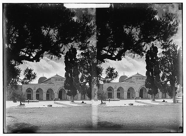 Temple Area,Mosque of Omar,Dome of the Rock,Jerusalem,Middle East,1900-1920,9 1