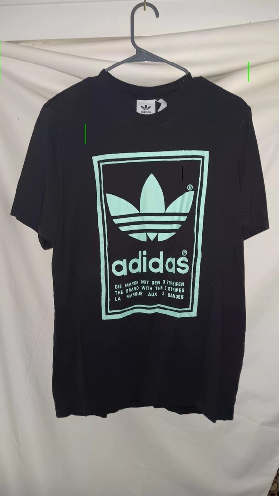 Adidas T-shirt Men's L Black Backwards Logo