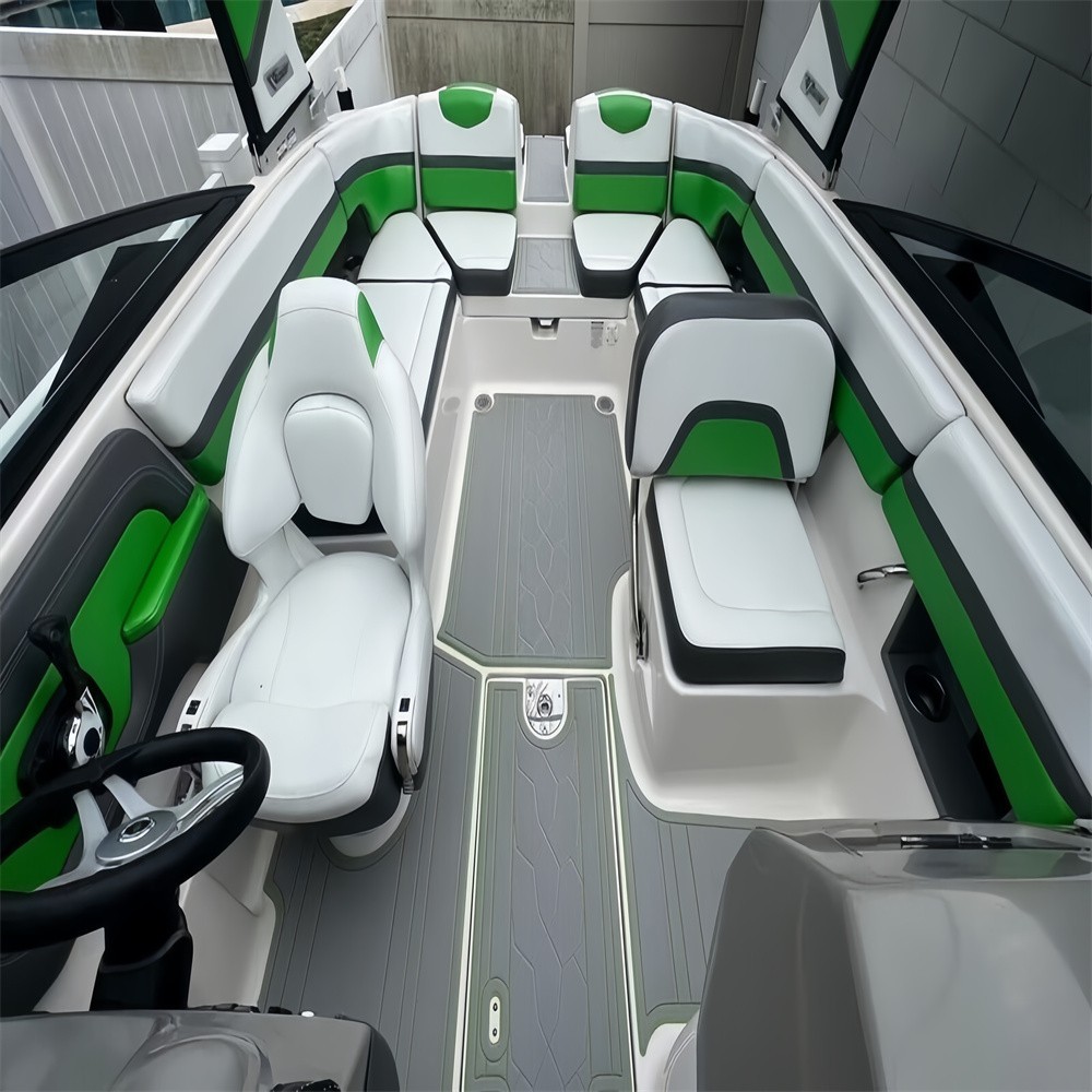 2015-2017 Chaparral 243 Vortex Cockpit Swim platform bow 1/4