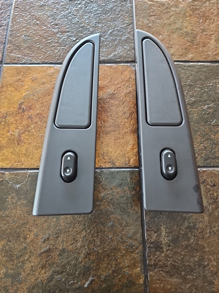 2003-2008 Ford Crown Victoria Rear Window Switch & Panel Kit