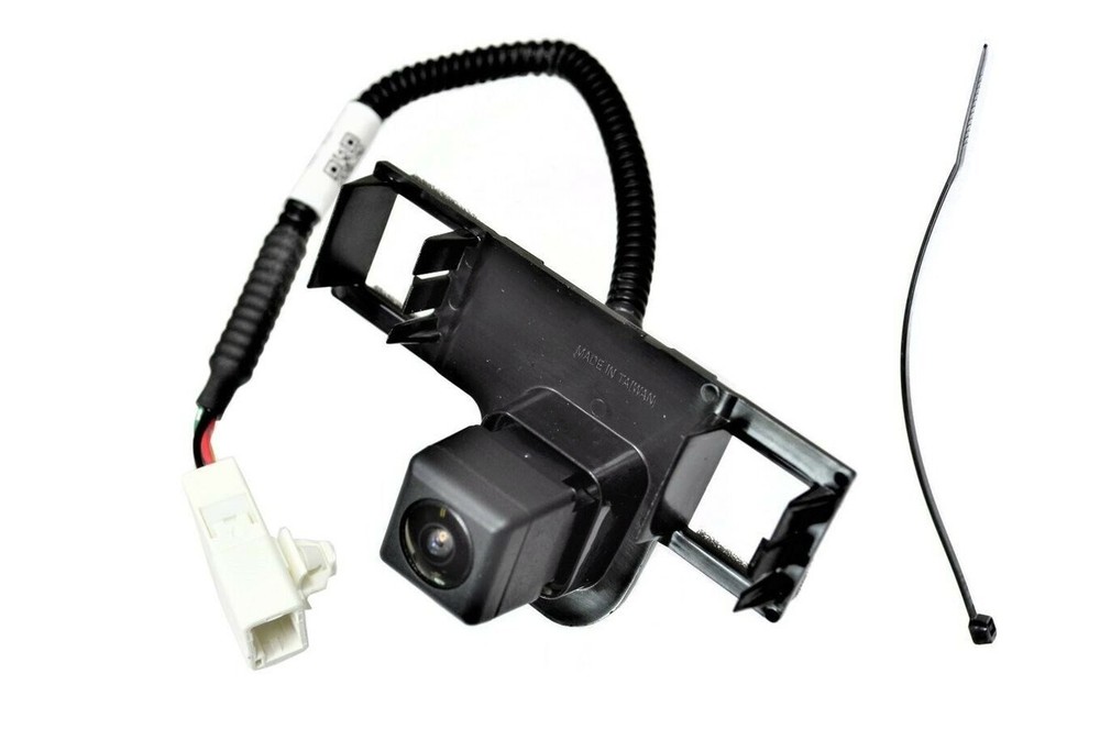 fits 2011 to 2014 Toyota Sienna Rear View Backup Camera