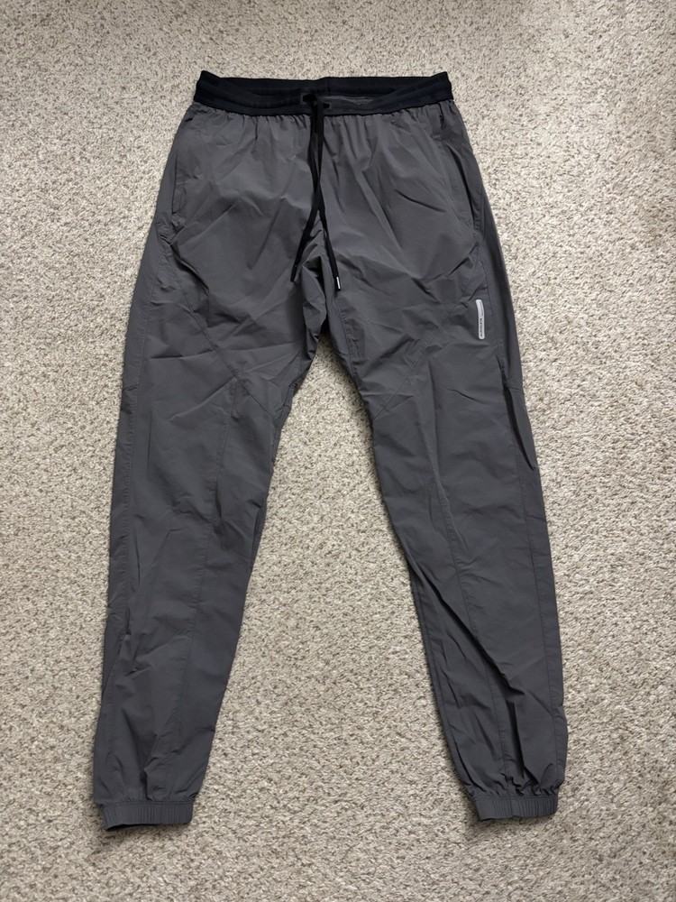 Alphalete Pants Mens Size Medium (32x30) Gray Performance Light Joggers Gym