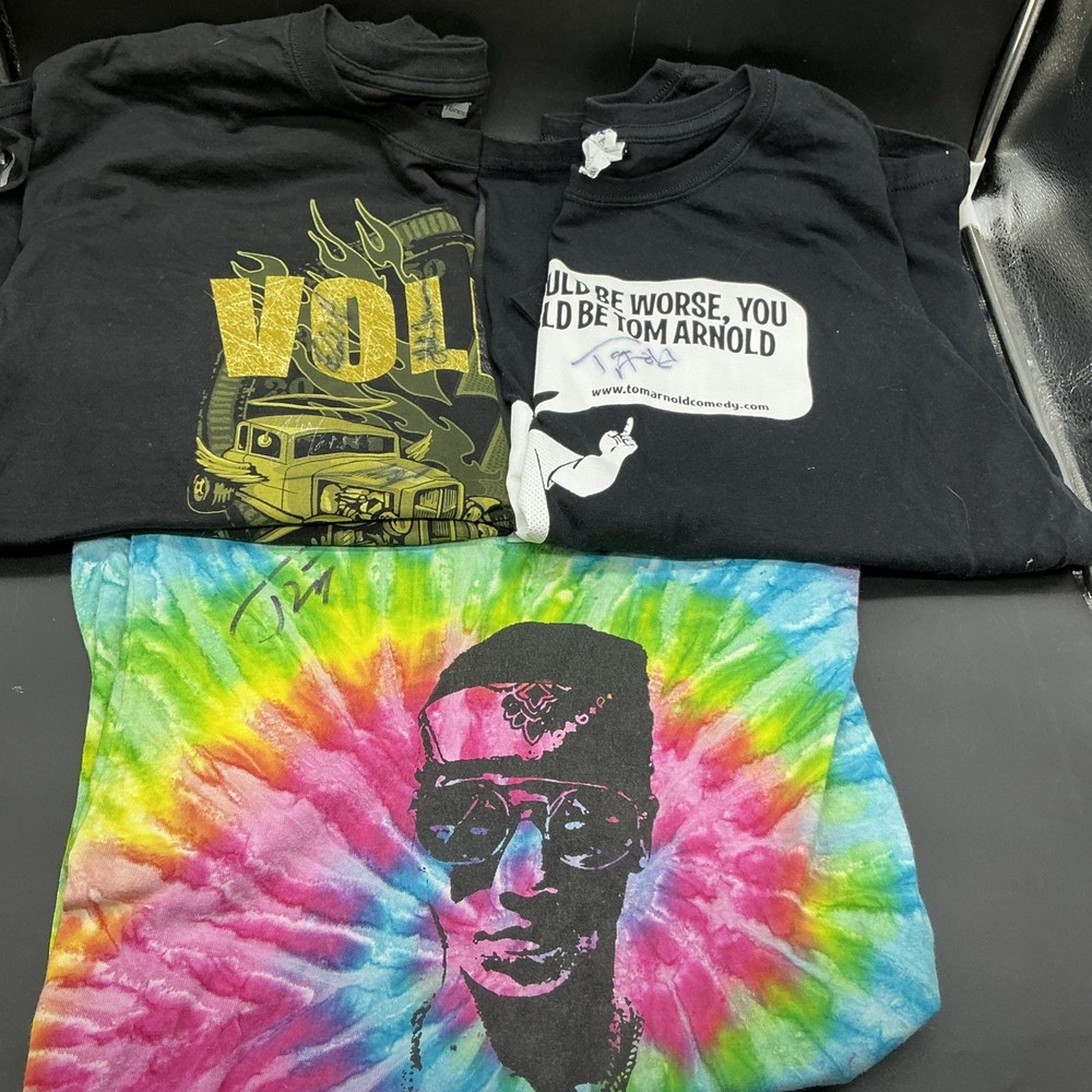 Autographed T-Shirt Lot Volbeat Tom Arnold Taylor Caniff XL S