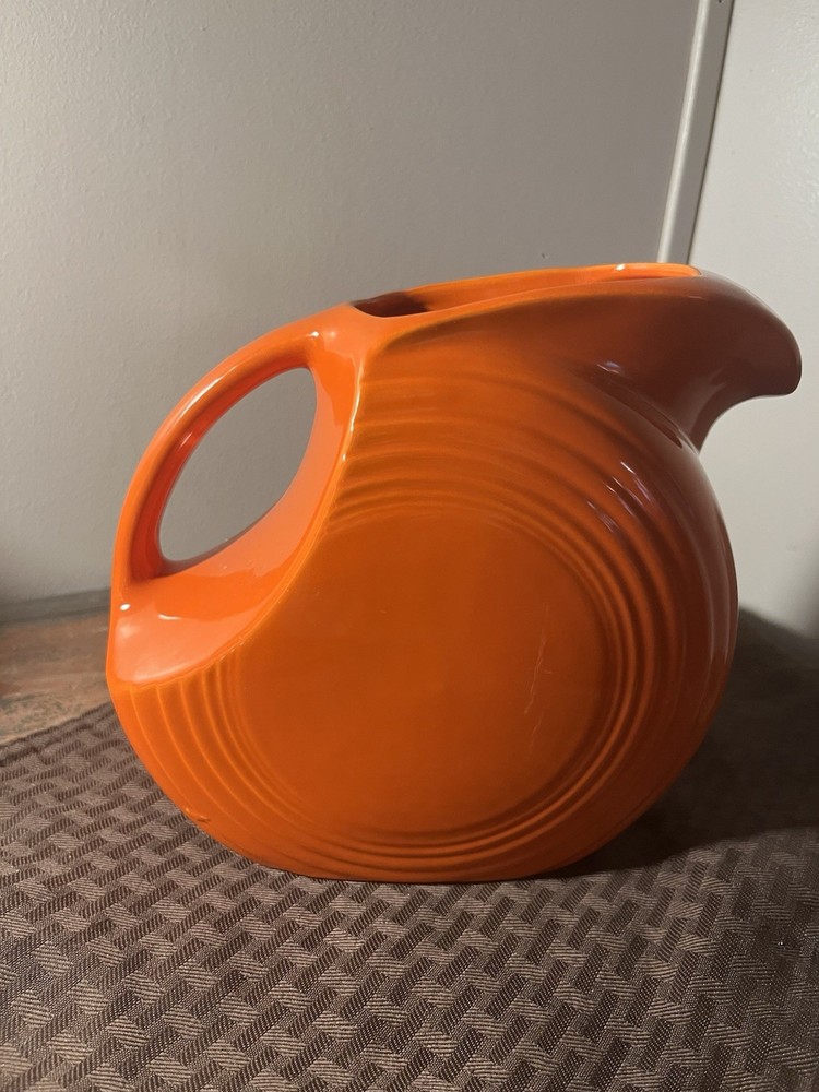 Fiesta Large Disc Pitcher Orange Glossy Ceramic 64 oz Round Handle
