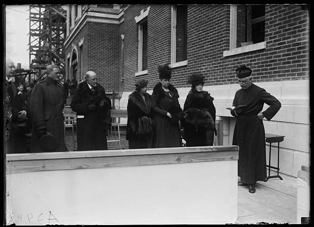 Photo:Group: John W. Weeks and John J. Pershing at left