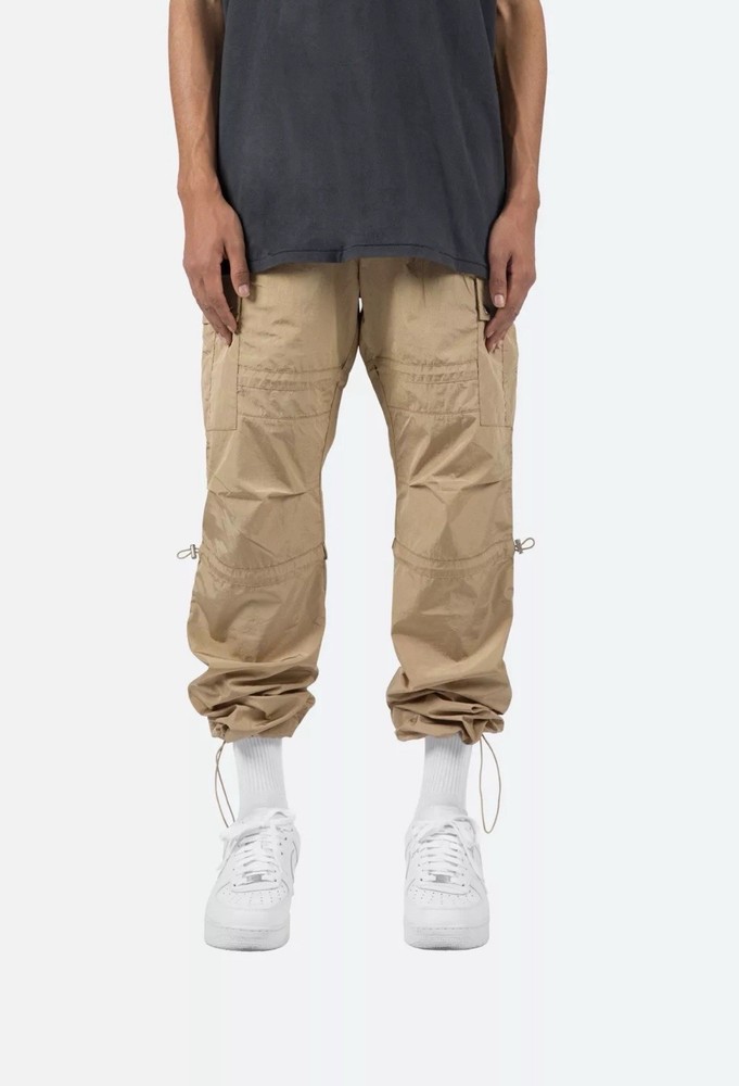 MNML-Tech Cargo Pants Men’s Khaki.