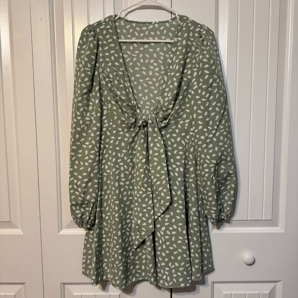 Women’s Green Long Sleeve Midi Dress Size M Flowy