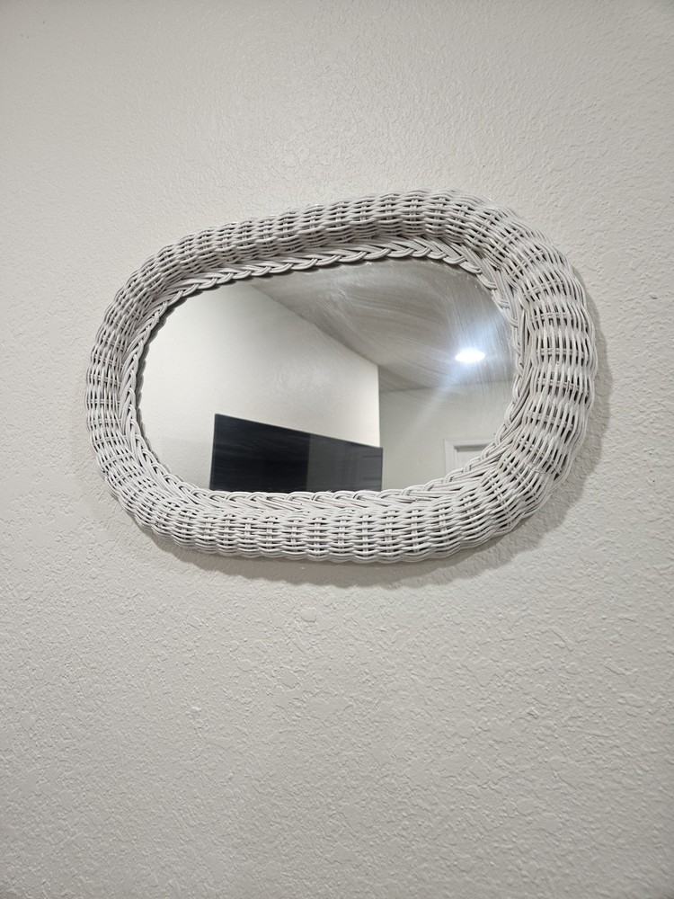 Vintage White Wicker Oval Mirror 18.5” x 12” Cottage Core 80s Country Granny