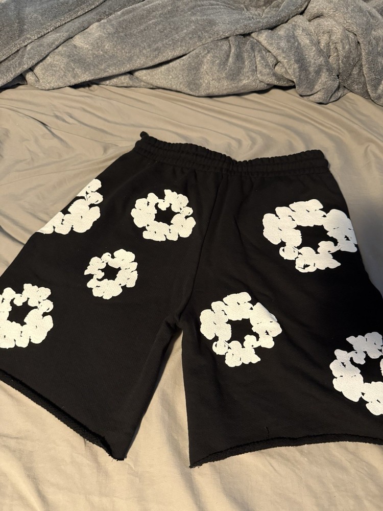 Denim Tears The Cotton Wreath Shorts Black Size Medium
