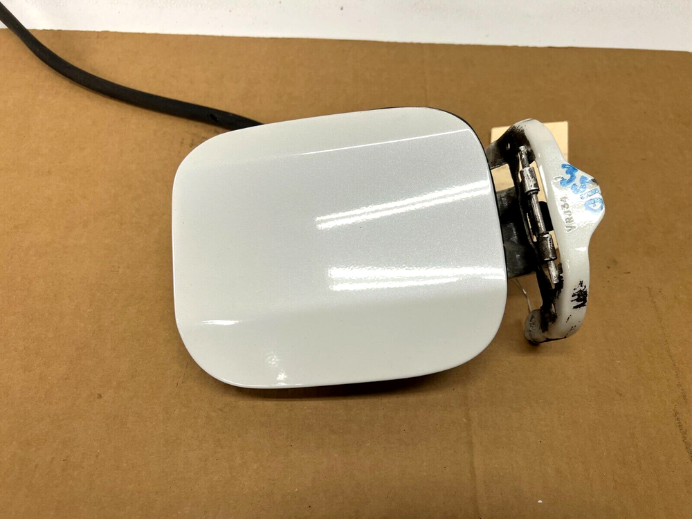 15-20 ACURA TLX FUEL GAS TANK FILLER DOOR LID COVER WHITE NH788PX, OEM LOT3510