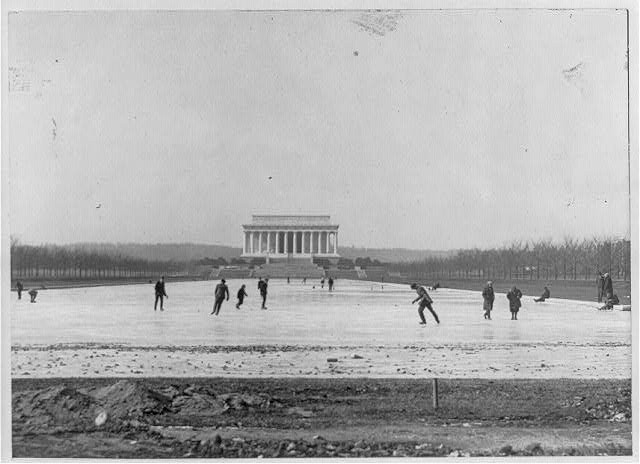Photo:Lincoln Memorial,Washington,DC,1923,Skating Area/Pool