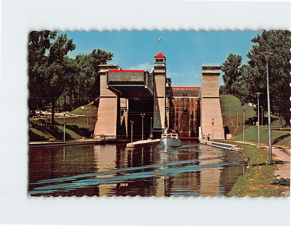 Postcard World Famous Hydraulic Lift Rock Peterborough Ontario Canada