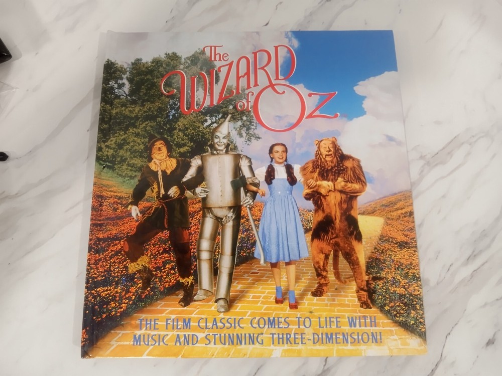 The Wizard Of Oz Popup Book With CD - The Film Classic Comes To Life With 3D