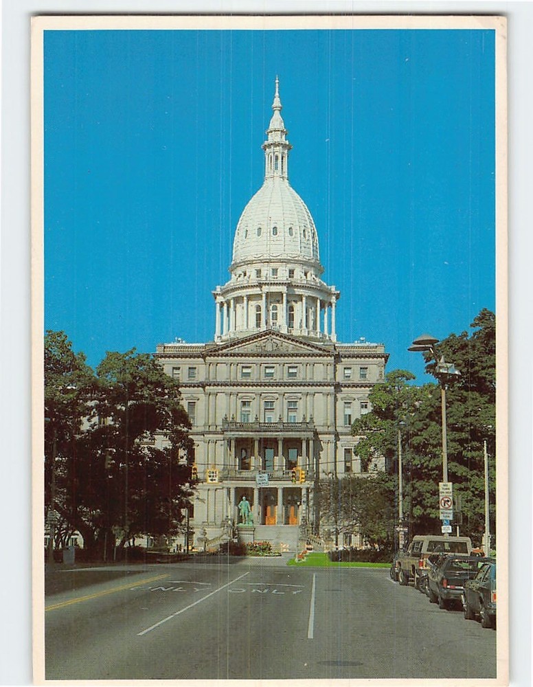 Postcard State Capitol Building Lansing Michigan USA